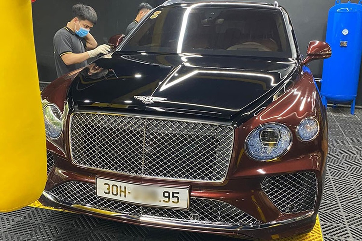 Bentley Bentayga V8 First Edition hon 21 ty dong 