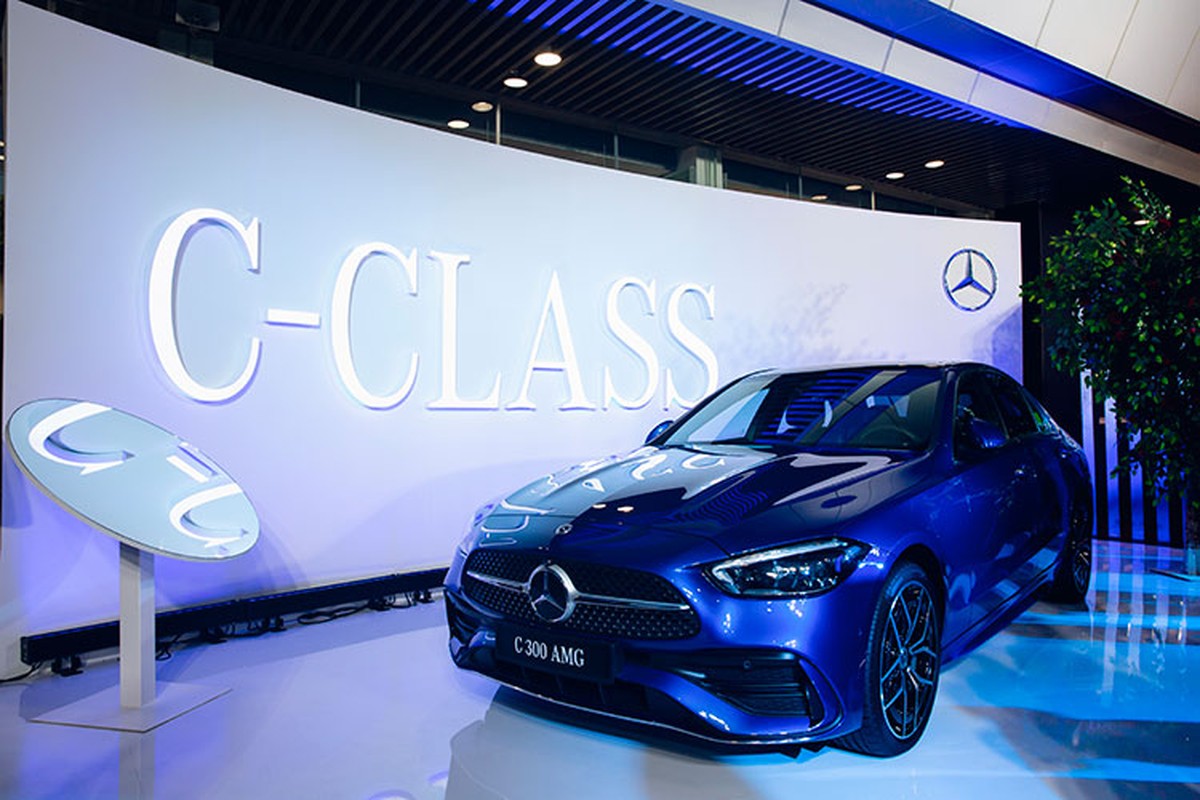 Hoa hau Hoan vu Viet Nam 2022 nhan xe sang Mercedes-Benz C300 AMG-Hinh-8