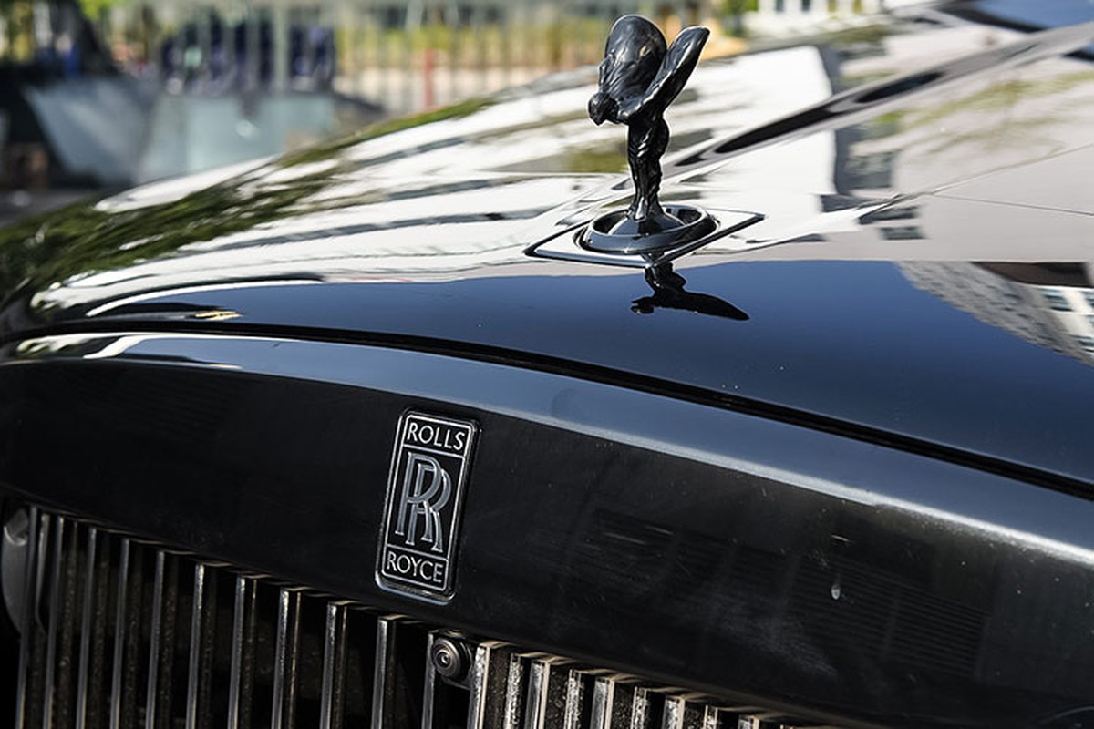 View - 	Tận thấy Rolls-Royce Cullinan Black Badge 2022 hơn 40 tỷ ở Hà Nội