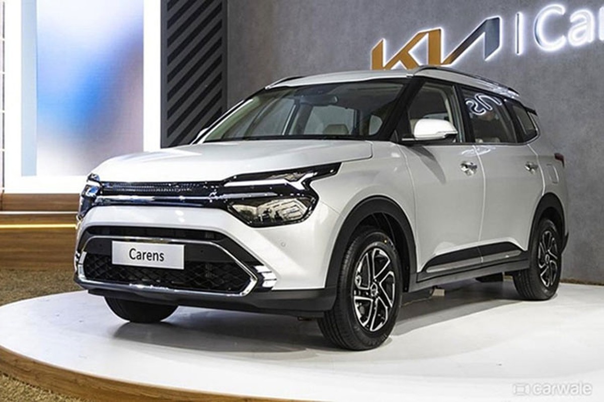 Kia Carens 2023 gia re chinh thuc nhan dat coc tai Viet Nam