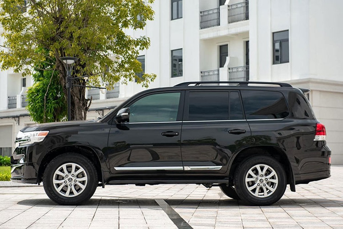 Toyota Land Cruiser 2019 nhap My, 