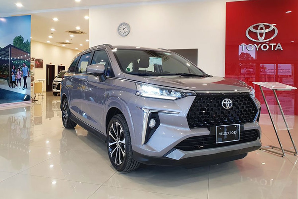 Mitsubishi Xpander tro lai ngoi 