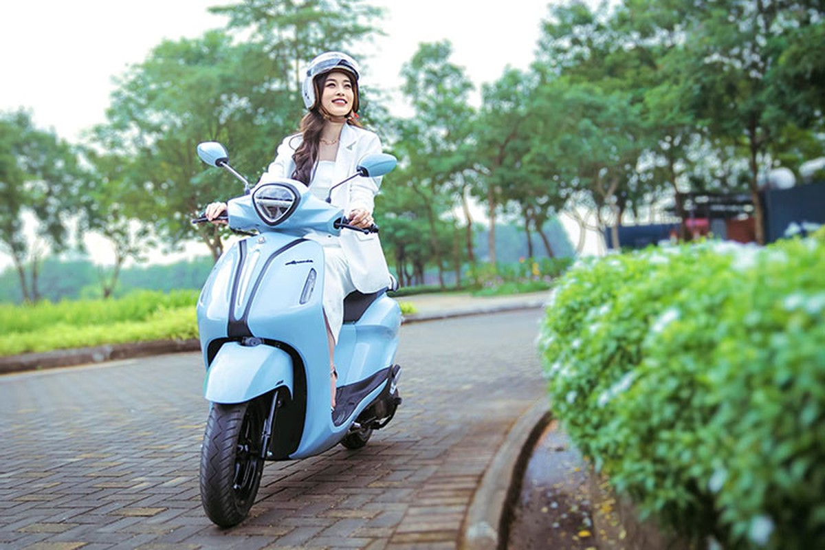 Yamaha Grande vs Vespa Primavera - dau la mau xe danh cho quy co?-Hinh-13