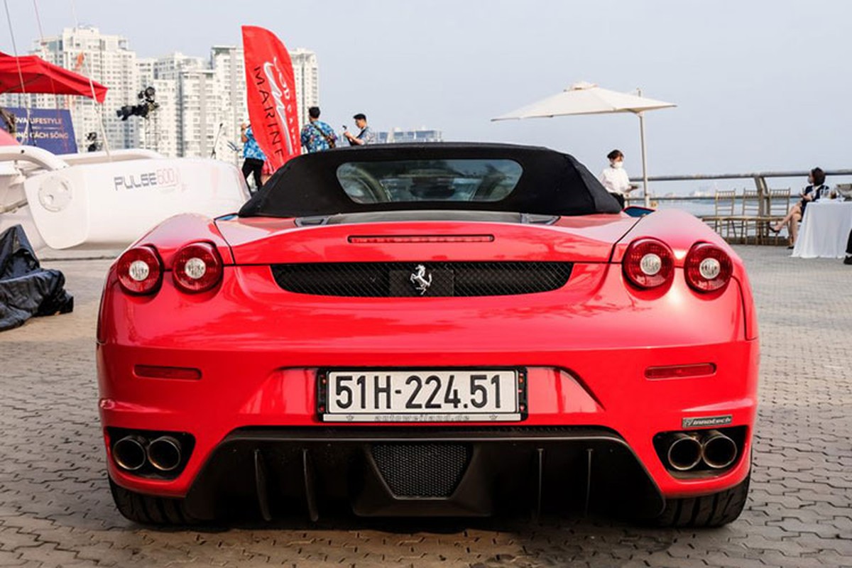 Ferrari F430 Spider nha Novaland 