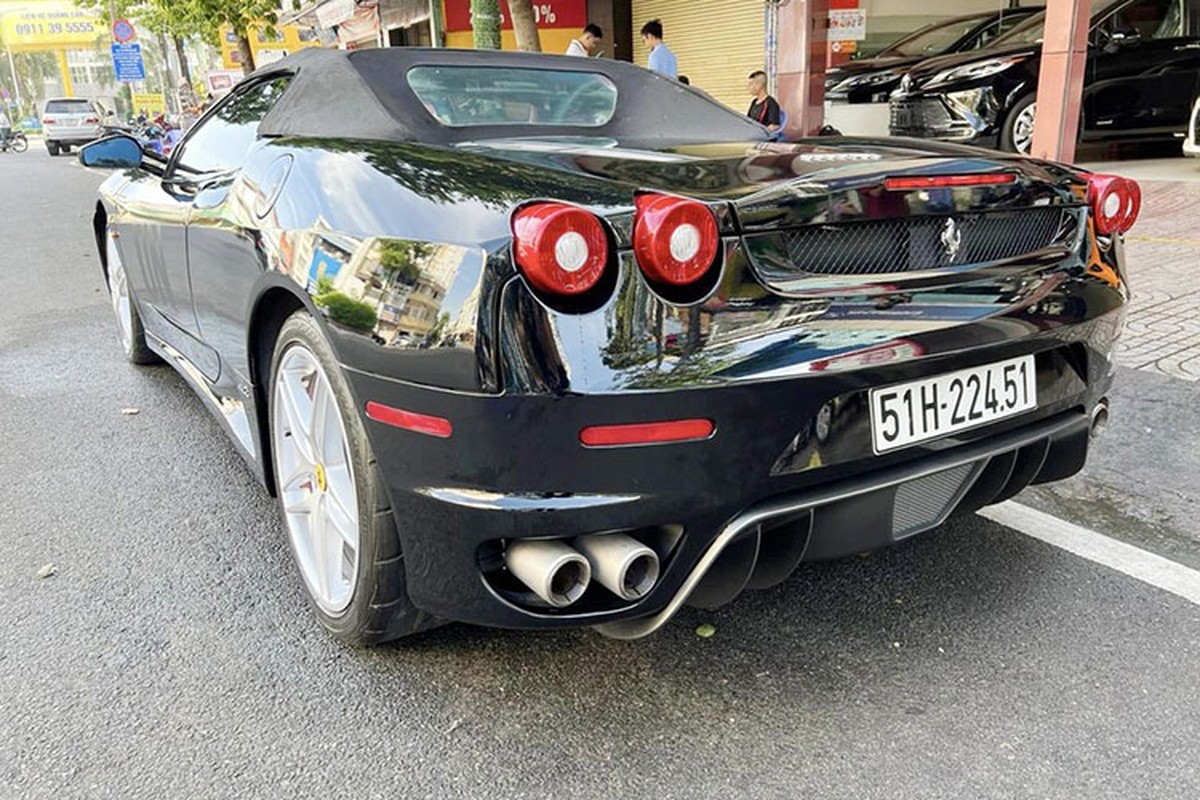 Ferrari F430 Spider nha Novaland 