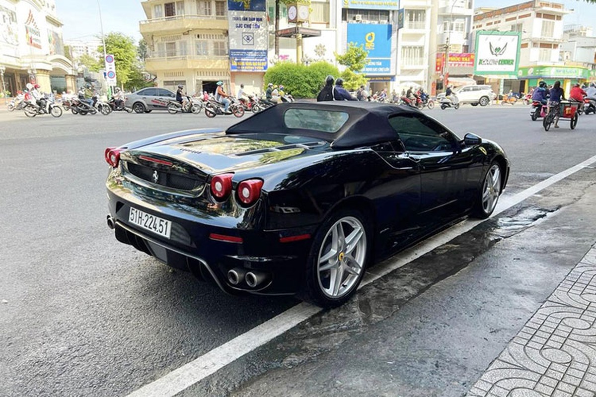 Ferrari F430 Spider nha Novaland 