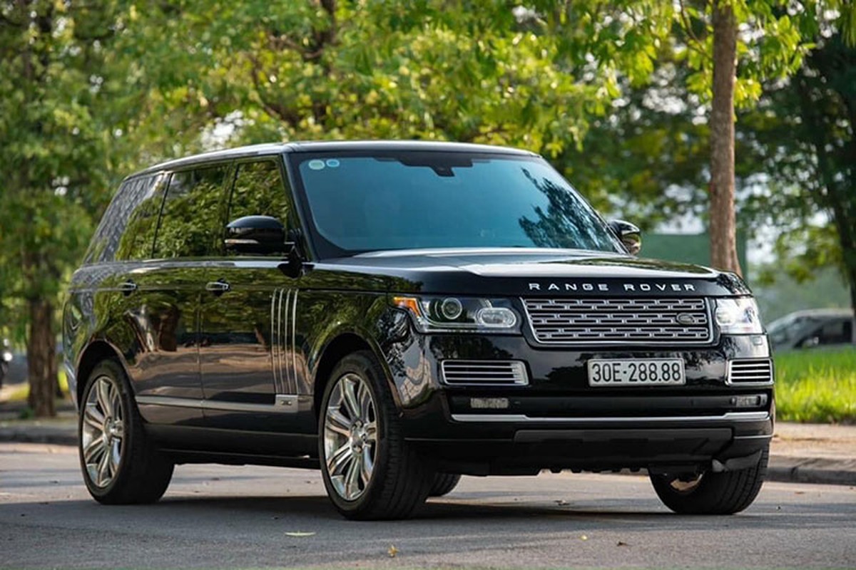 Range Rover Autobiography Black Edition chay 7 nam, hon 8,4 ty o Ha Noi