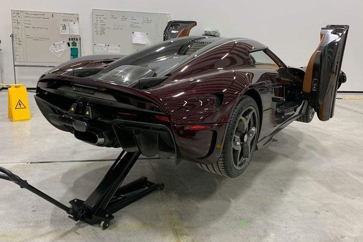 Koenigsegg Regera 200 ty dong ve Viet Nam chua duoc 3 thang da hong-Hinh-2