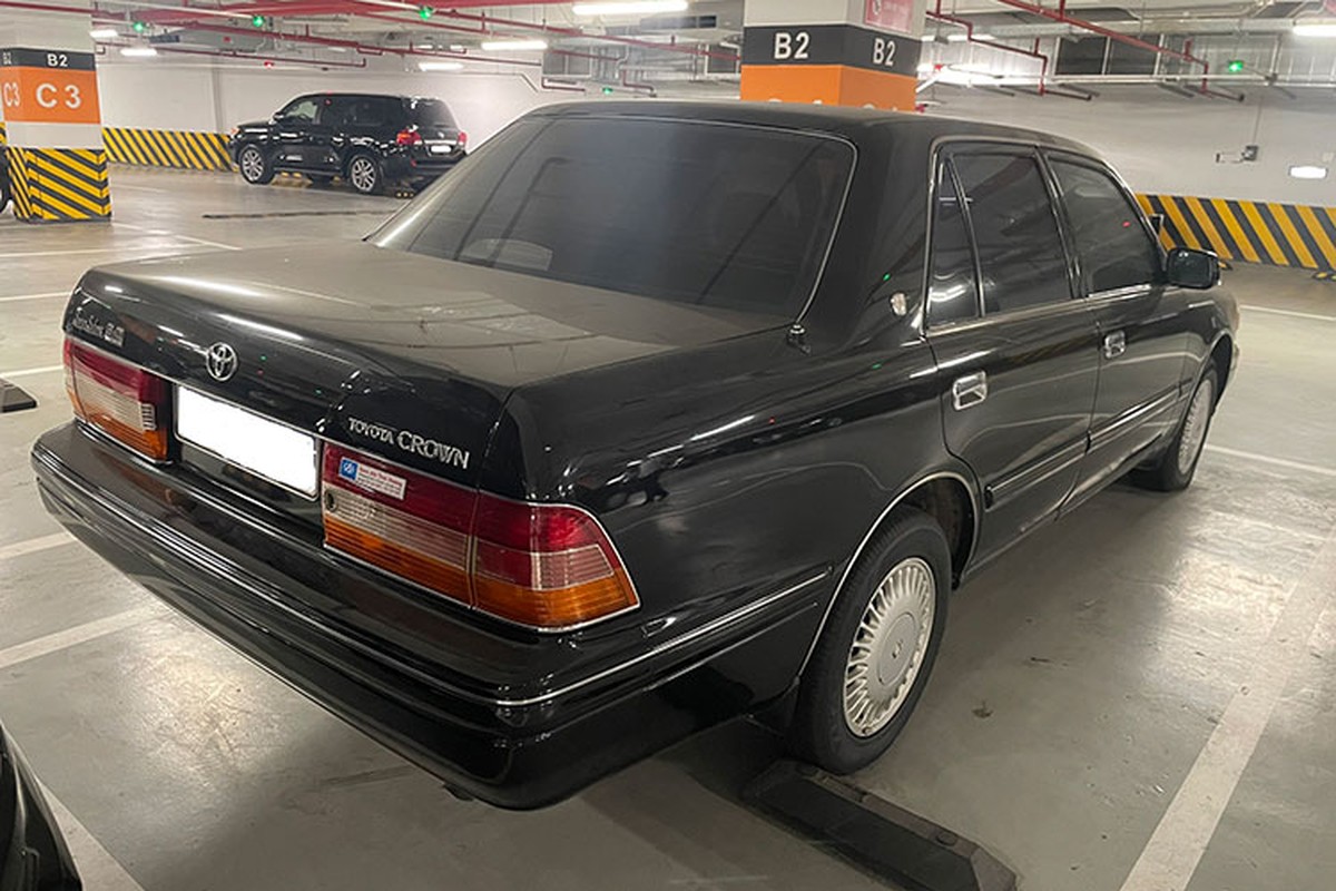 Dan Toyota Crown 