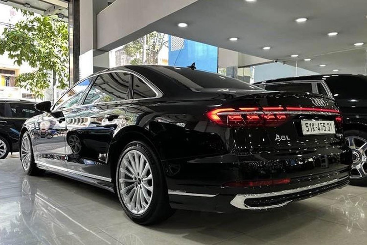 Audi A8L hon 6 ty cua Cuong Do la va Minh Nhua 