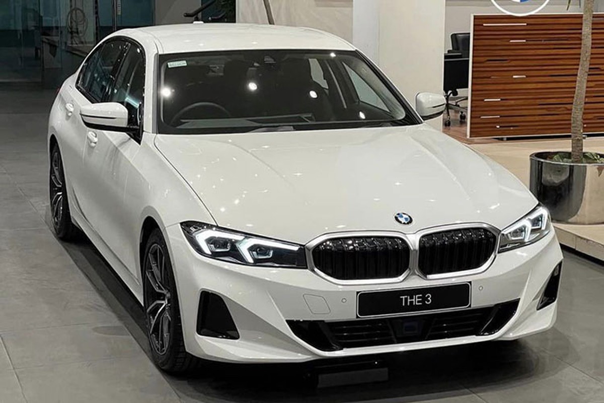 BMW 320i Sport Line hon 1,4 ty tai Viet Nam, re hon Toyota Camry