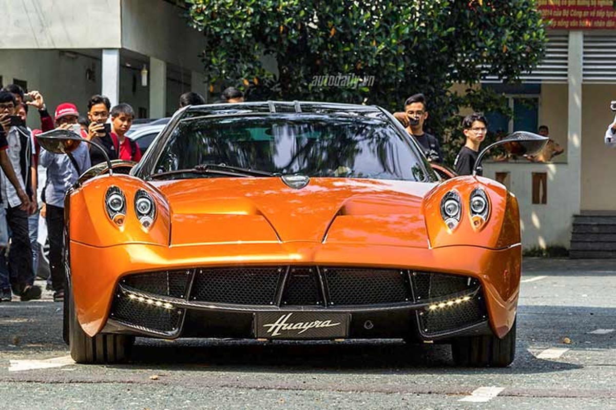 Pagani Huayra hon 80 ty cua Minh Nhua ve 