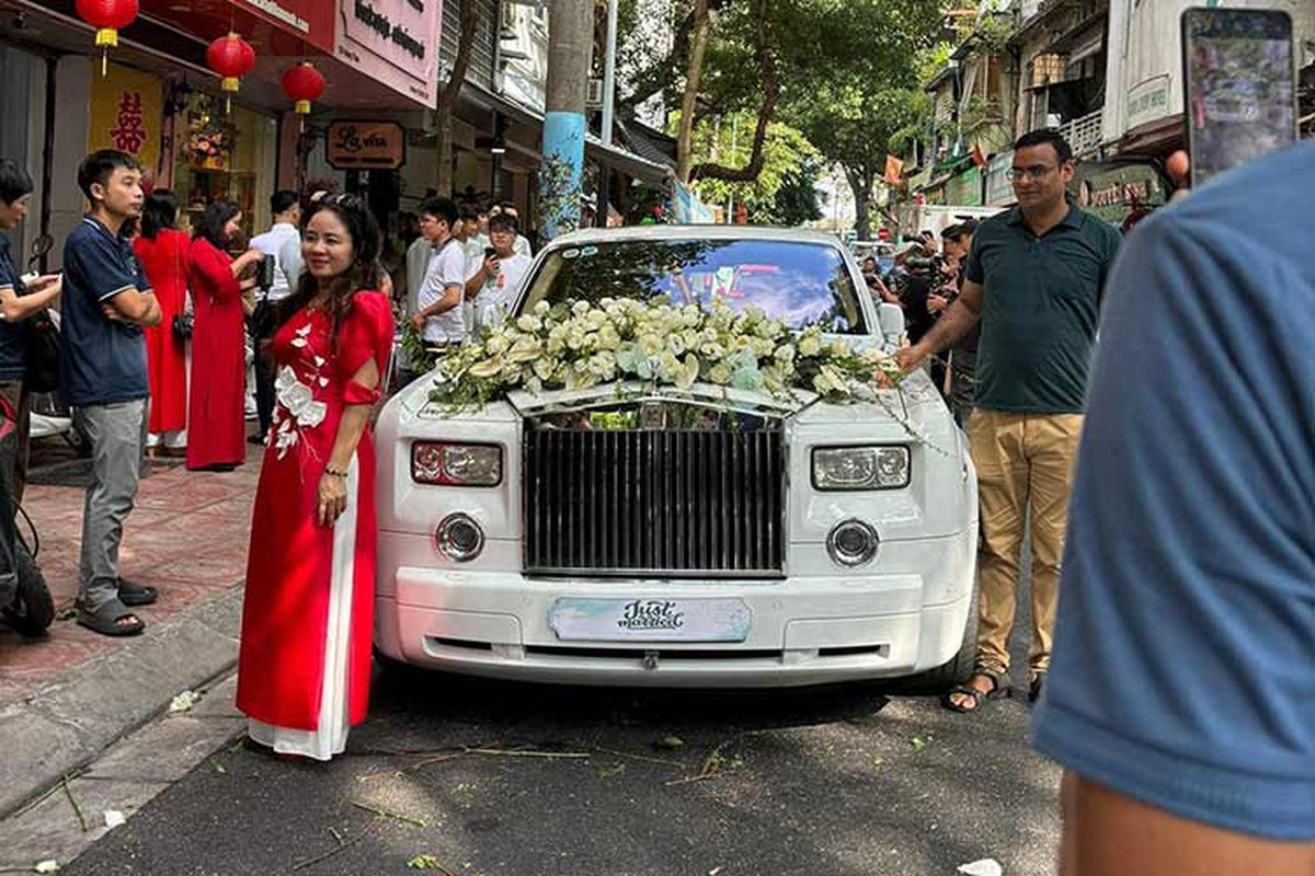 Rolls-Royce Phantom hon 8 ty ma Doan Van Hau di ruoc dau co gi hay?-Hinh-8