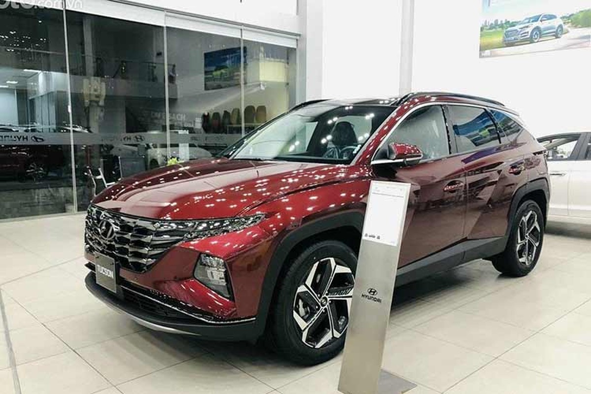 Loat xe SUV co C tai Viet Nam dang 