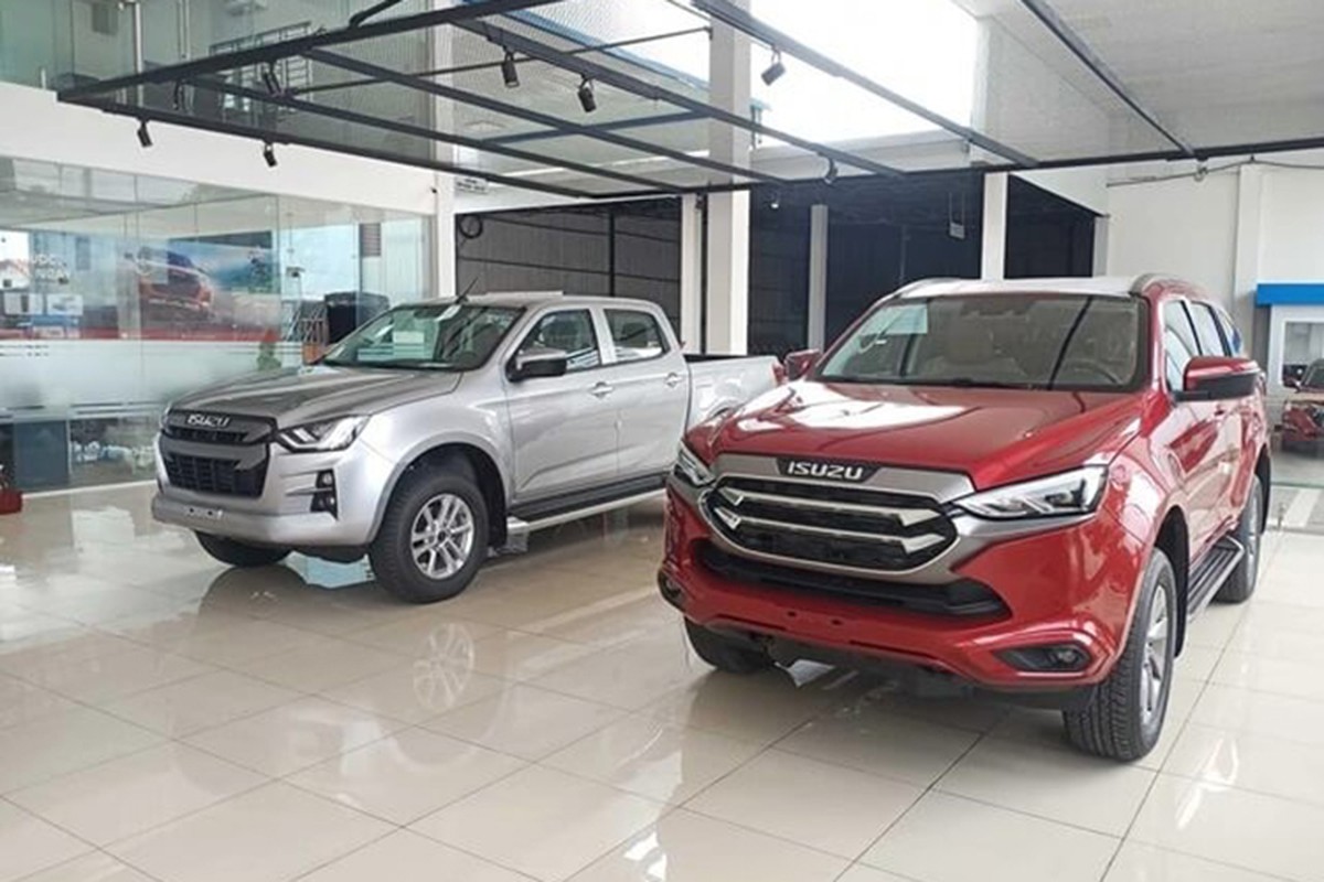 Ford Everest thau tom gan 40% thi phan SUV 7 cho, Isuzu MU-X “e sung“-Hinh-13