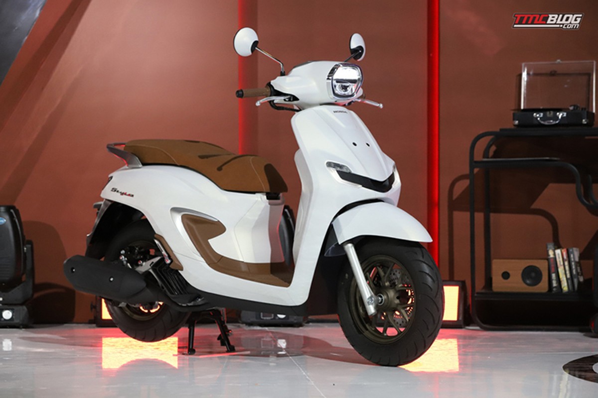 View - 	Honda Stylo 125 2024 bản giá rẻ lộ diện, đối thủ Yamaha Grande