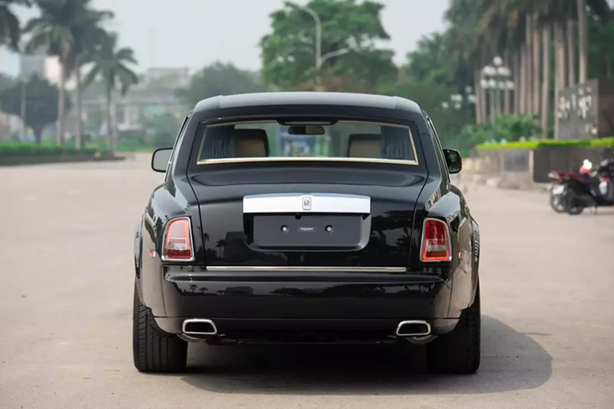 Chi tiet Rolls-Royce Phantom hon 15 ty ma Quang Hai lam xe ruoc dau-Hinh-11