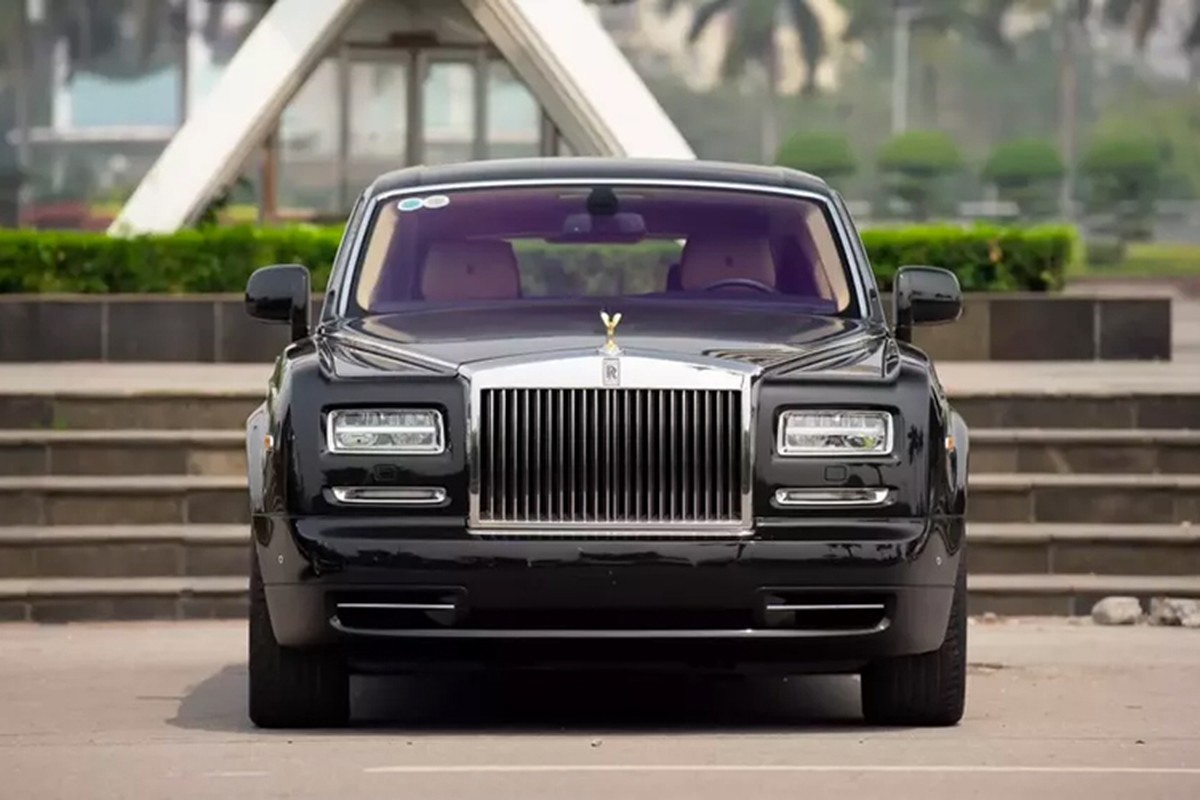 View - 	Chi tiết Rolls-Royce Phantom hơn 15 tỷ Quang Hải làm xe rước dâu