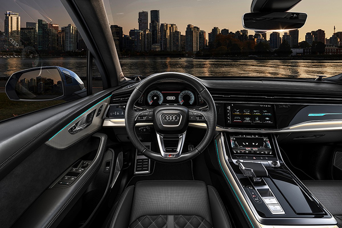 View - 	Audi Q7 2024 ra mắt Việt Nam từ 3,4 tỷ, BMW X5 dè chừng