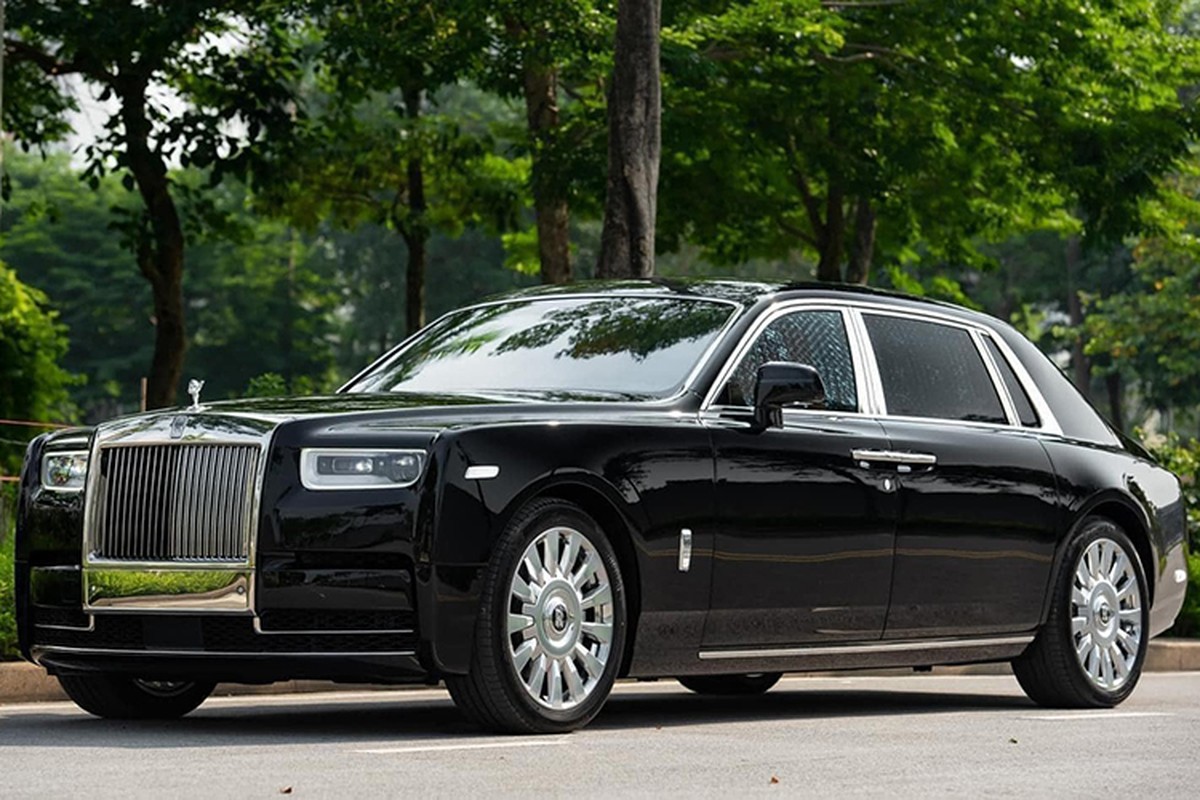 Can canh Rolls-Royce Phantom VIII chao ban 63,5 ty dong tai Ha Noi-Hinh-3