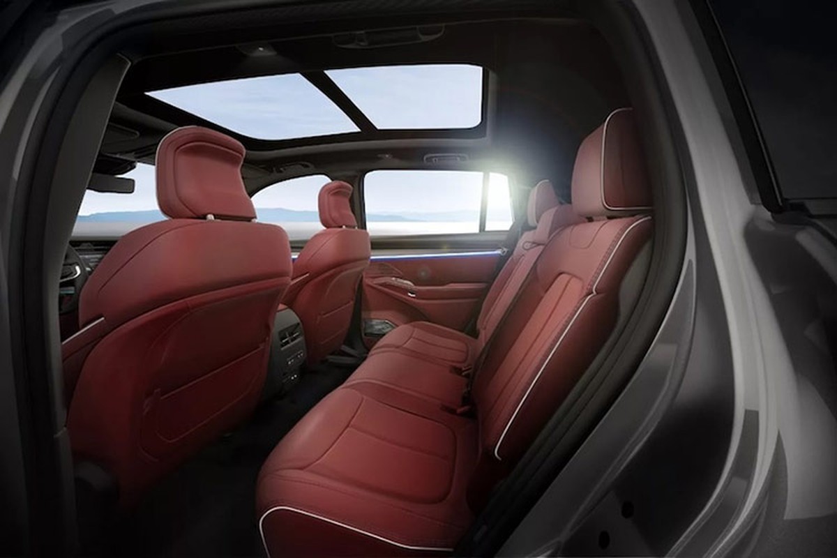 View - 	Jeep Wagoneer S chạy điện từ 71.995 USD đối thủ Tesla Model Y