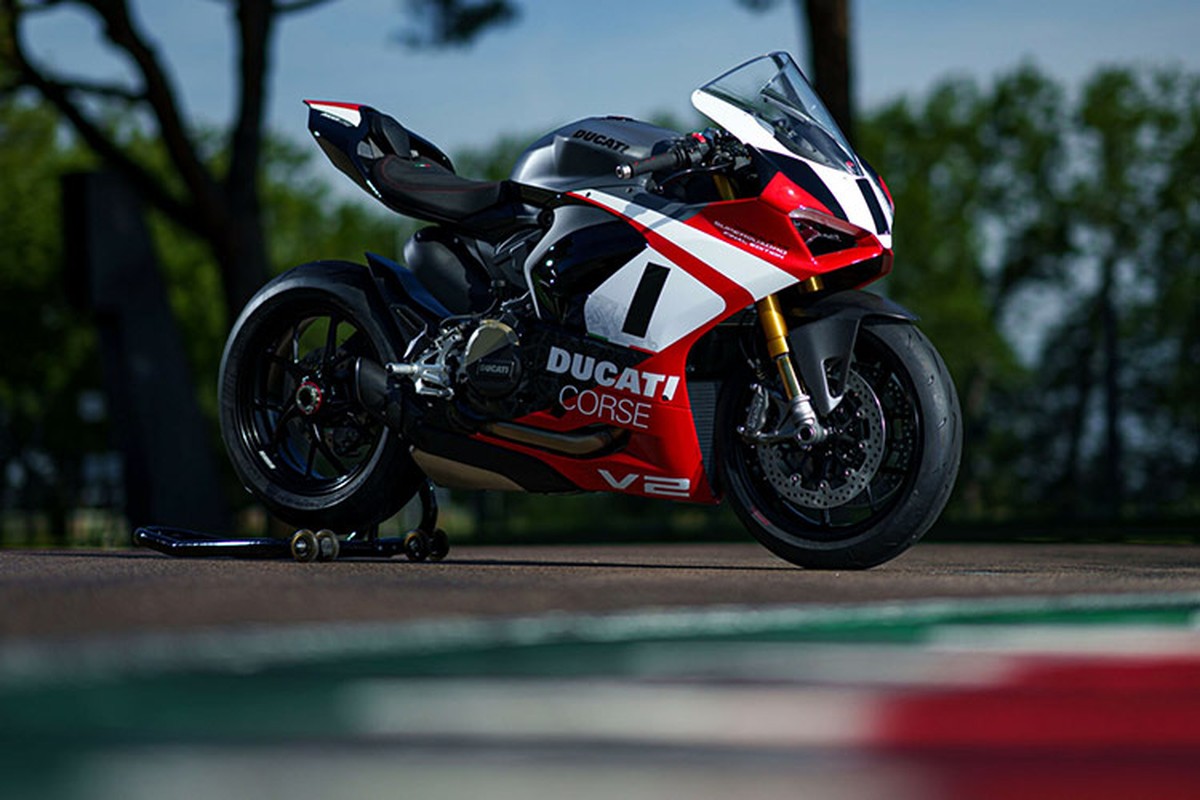 View - 	Ducati Panigale V2 Superquadro Final Edition quỷ đỏ giá 708 triệu