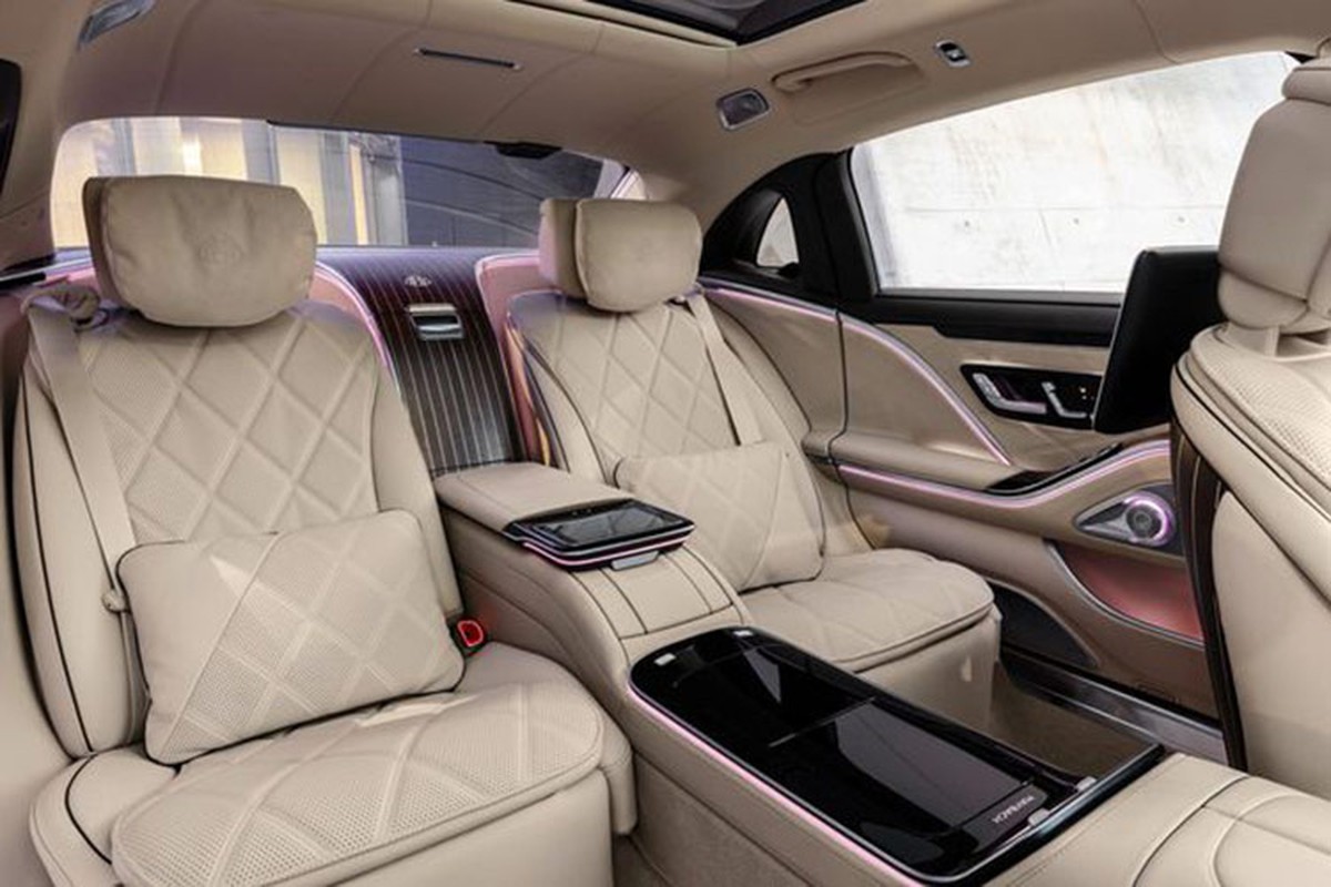 View - 	Mercedes-Maybach S450 tiền tỷ gắn biển ngũ quý 2 của Lexus LS600h