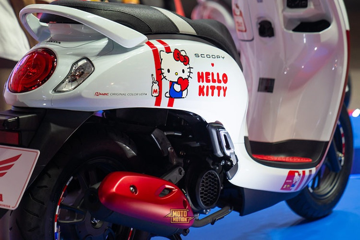 View - 	Cận cảnh Honda Scoopy Hello Kitty giá 40 triệu đốn tim phái đẹp