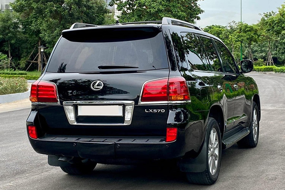 View - 	Lexus LX570, chuyên cơ mặt đất chạy 14 năm hơn 1,6 tỷ ở Hà Nội