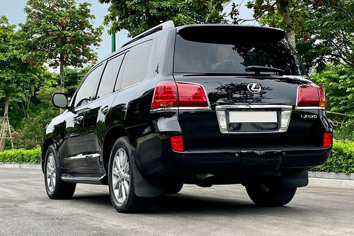 View - 	Lexus LX570, chuyên cơ mặt đất chạy 14 năm hơn 1,6 tỷ ở Hà Nội