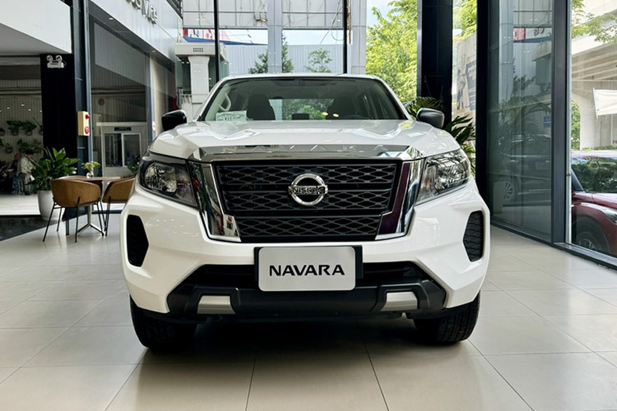 Nissan Navara 2024 