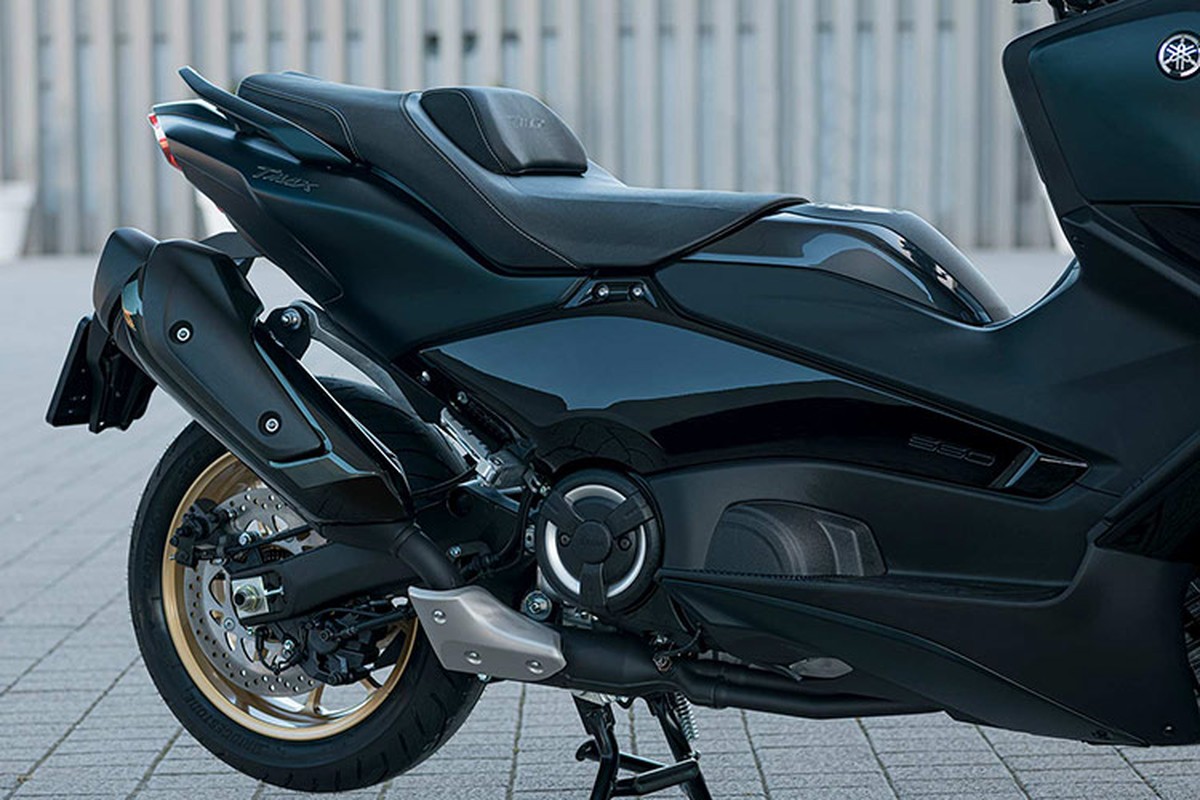 View - 	Yamaha TMAX Tech Max, xe ga đắt hơn ôtô Vinfast VF3 trăm triệu