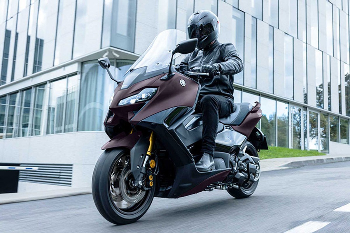 View - 	Yamaha TMAX Tech Max, xe ga đắt hơn ôtô Vinfast VF3 trăm triệu