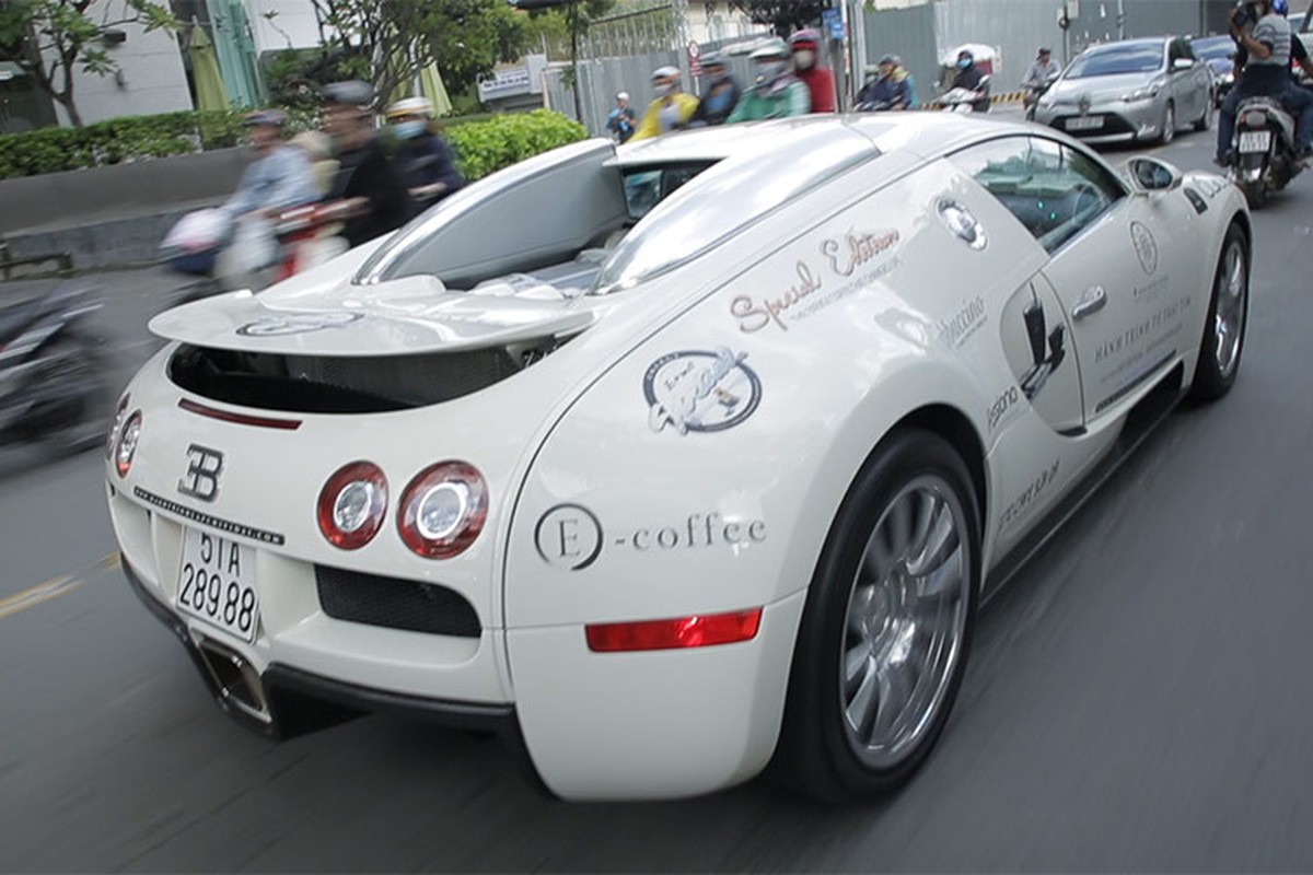 View - 	Bugatti Veyron gần 50 tỷ độc nhất Việt Nam của Qua Vũ tái xuất