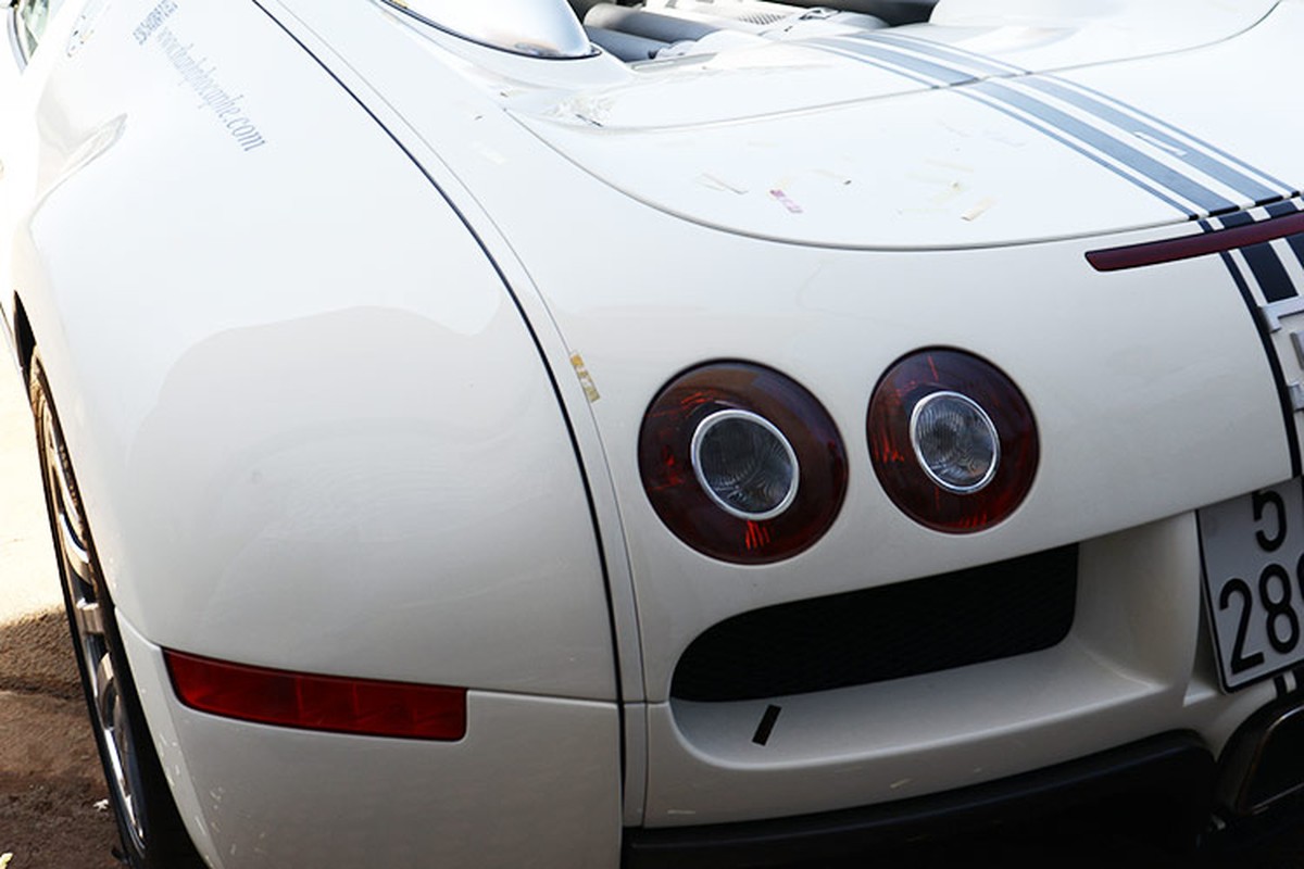 Bugatti Veyron gan 50 ty, doc nhat Viet Nam cua 