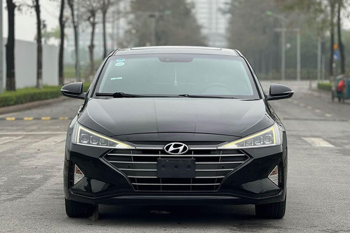 Co nen mua Hyundai Elantra chay 5 nam, duoi 500 trieu o Ha Noi?-Hinh-10