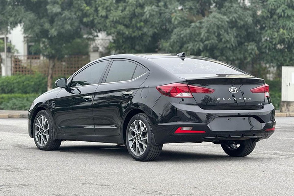 View - 	Có nên mua Hyundai Elantra chạy 5 năm, dưới 500 triệu ở Hà Nội