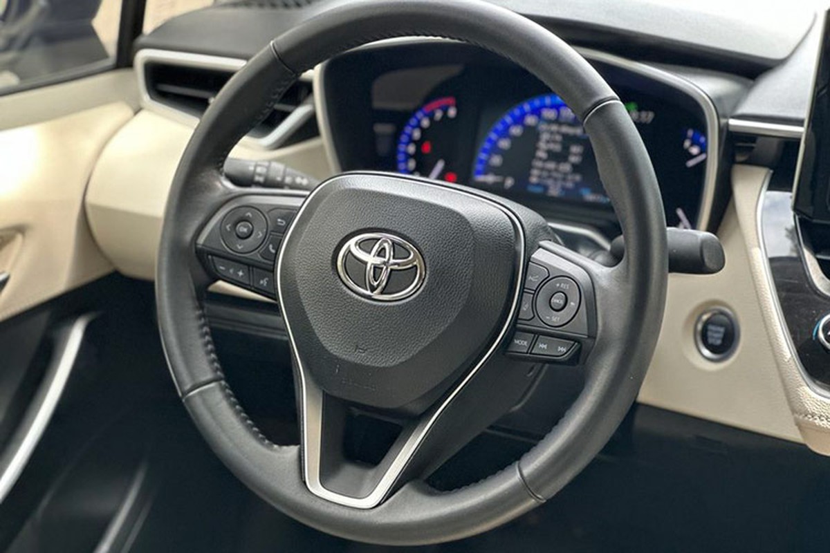 View - 	Có nên mua Toyota Corolla Altis 2022, bán 700 triệu ở Hà Nội