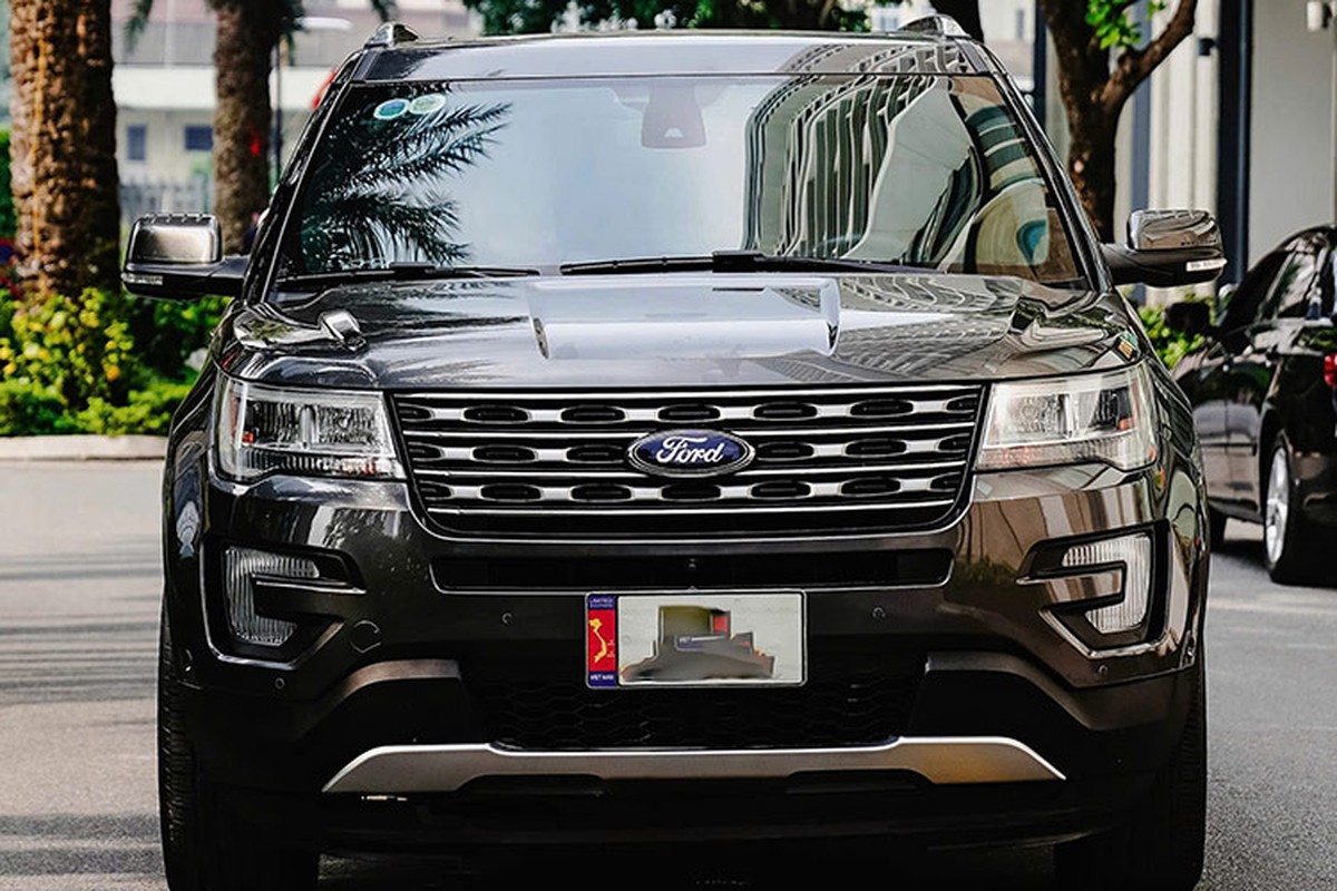 View - 	SUV chủ tịch Ford Explorer chạy 7 năm chỉ 800 triệu ở Hà Nội