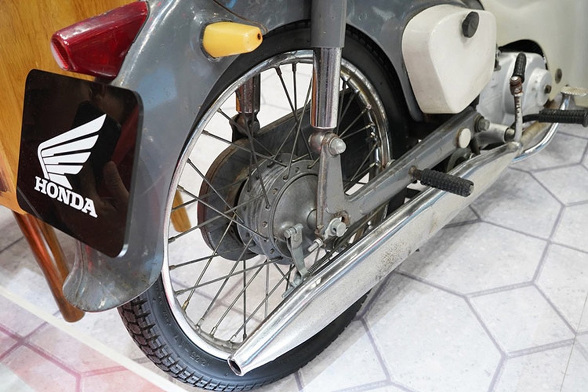 Ngam xe may Honda Super Cub 