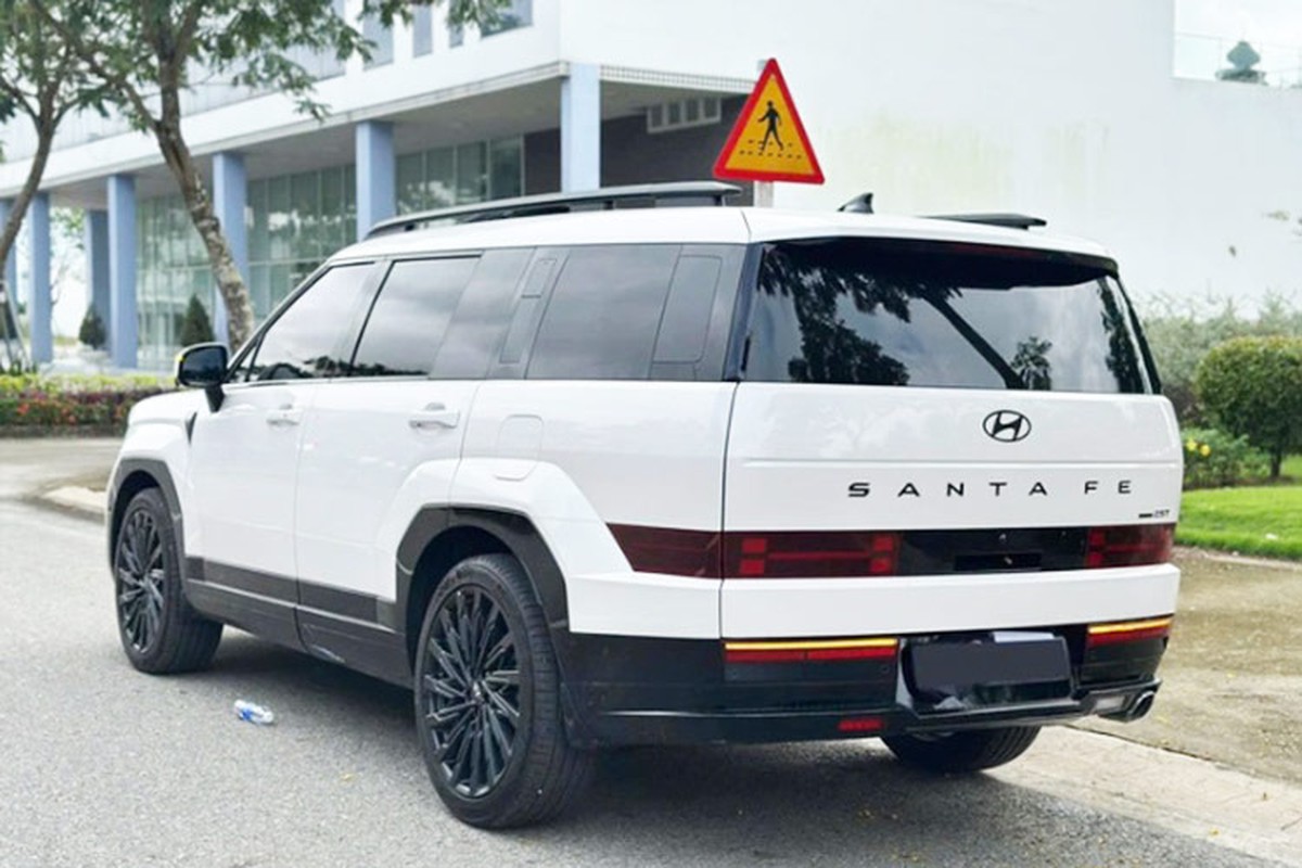 Hyundai SantaFe 2025 da su dung ban dat hon 104 trieu xe moi-Hinh-3