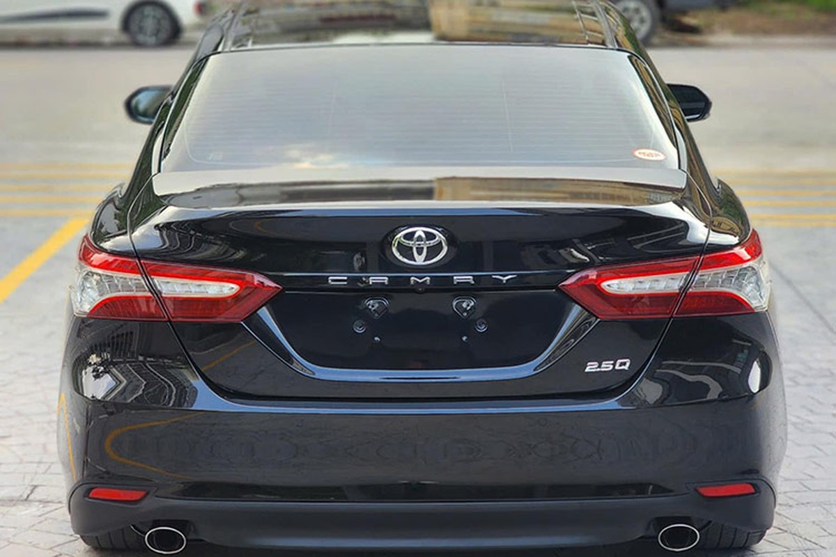 Toyota Camry 