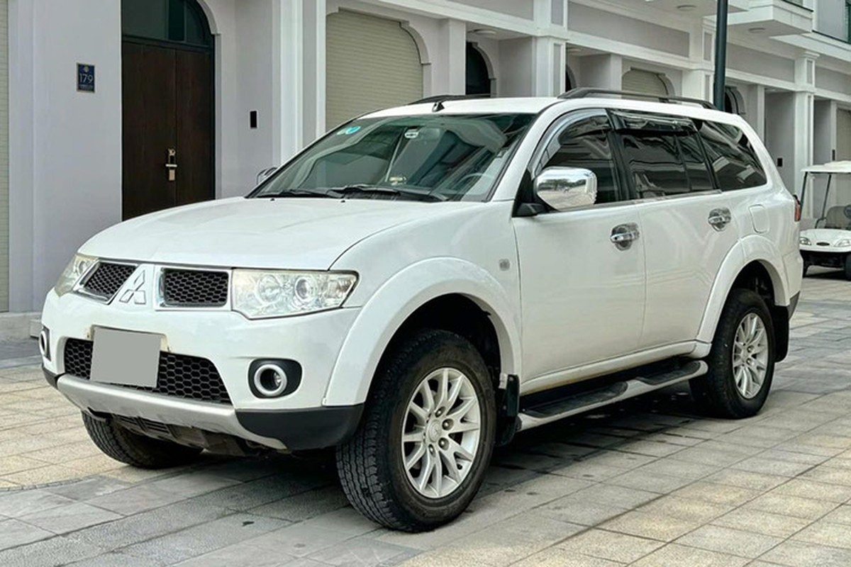 Can canh Mitsubishi Pajero Sport chay 11 nam, ban hon 300 trieu