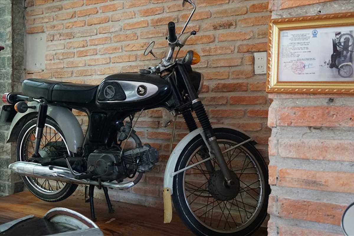 Ngam xe may Honda 67 