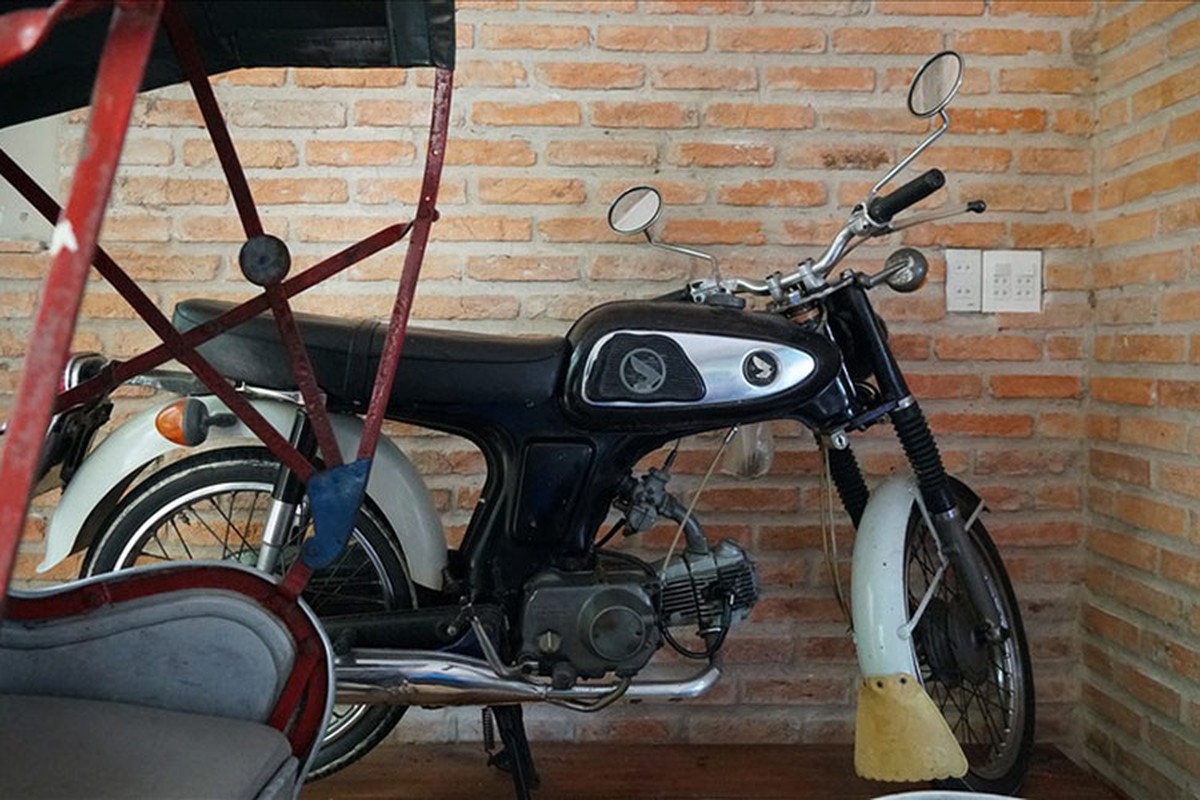 Ngam xe may Honda 67 