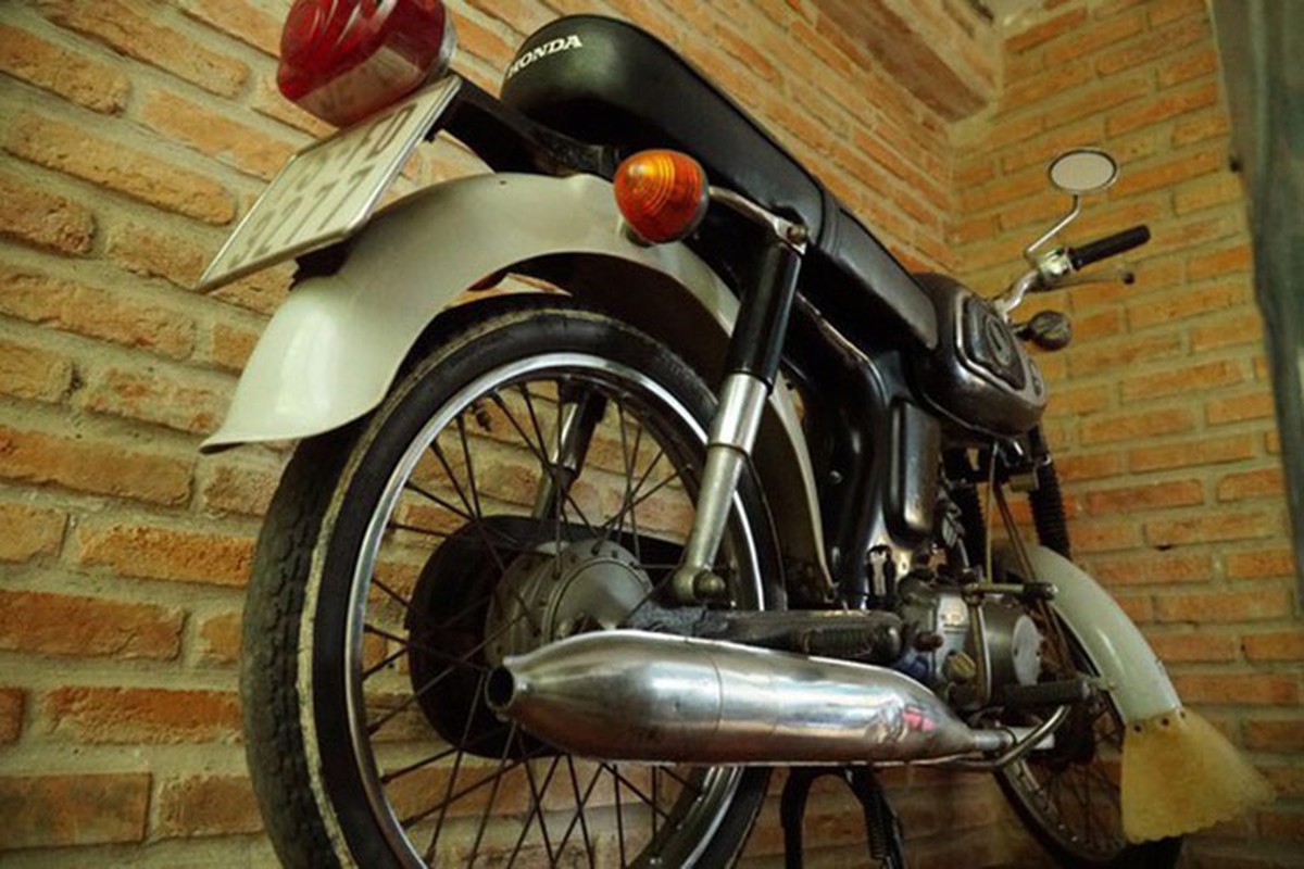 Ngam xe may Honda 67 