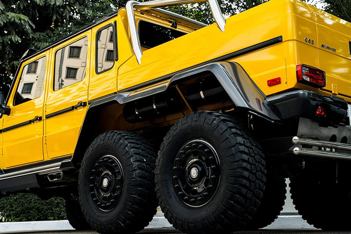 Mercedes-Benz G63 AMG 6x6 - 