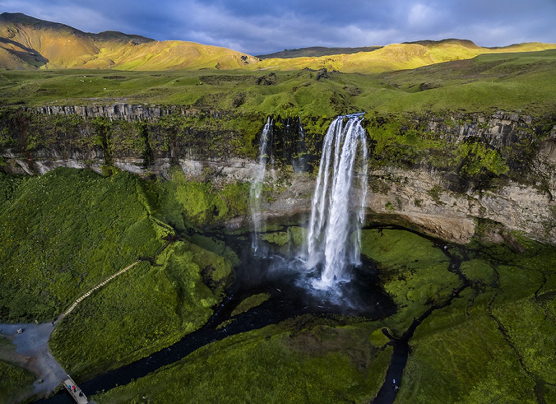 Ngam phong canh tuyet dep o Iceland tu tren cao-Hinh-9