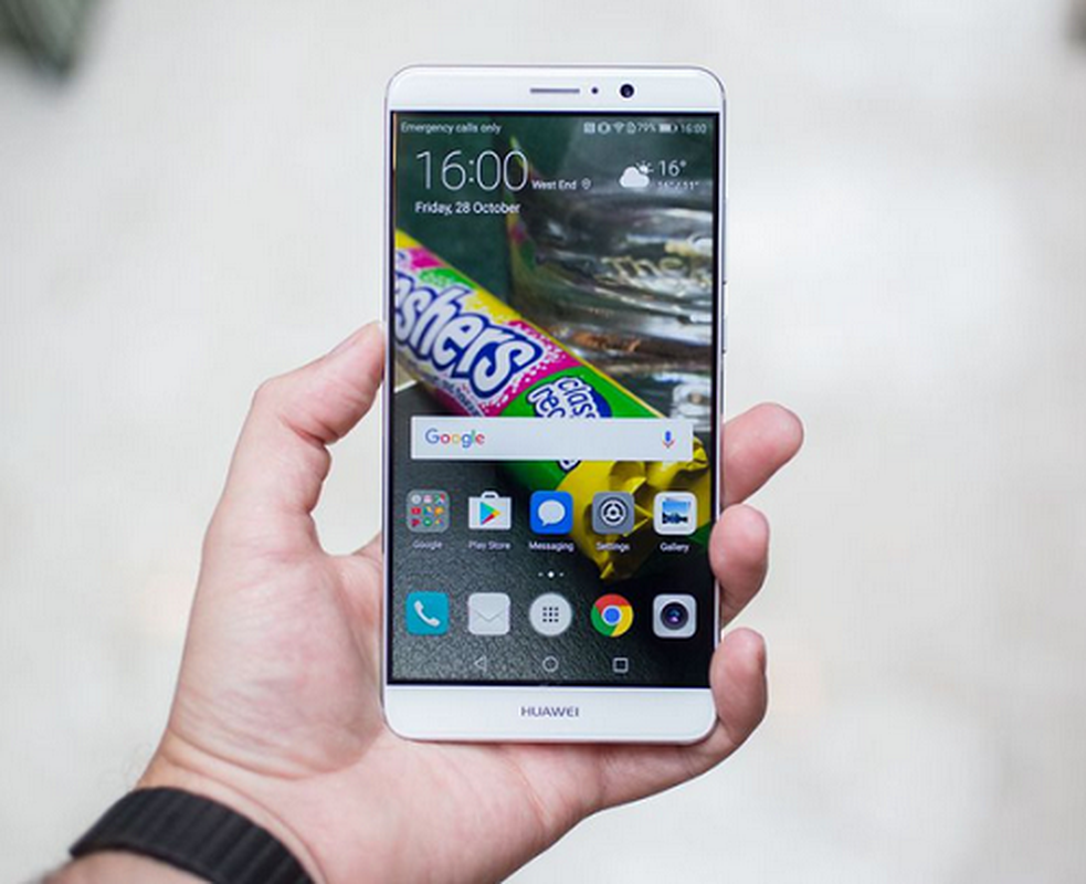 Top 6 smartphone co tuoi tho pin dang ne nhat-Hinh-4