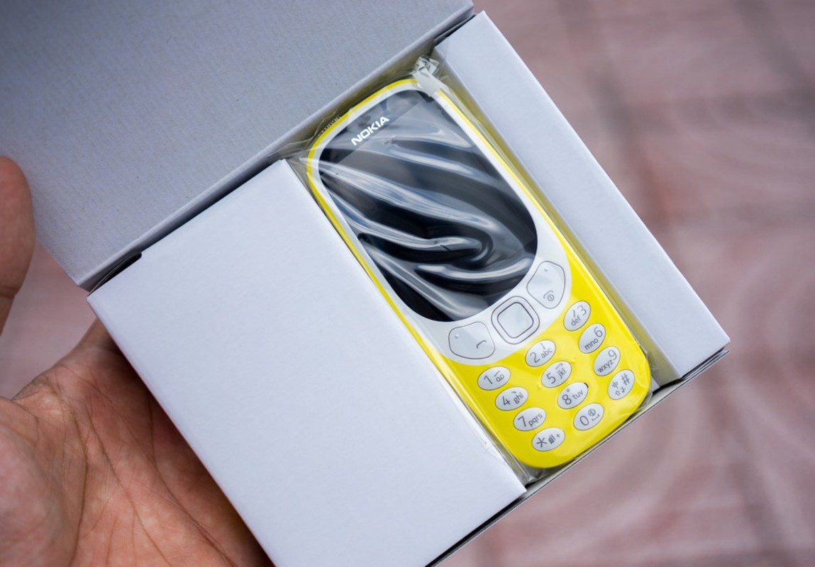 Mo hop Nokia 3310 gia hon mot trieu dong vua ban o Viet Nam-Hinh-2
